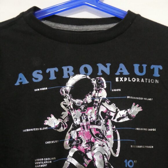 OLD NAVY | medium (8) | Black Long Sleeve Astronaut Exploration Graphic Shirt - Picture 5 of 15